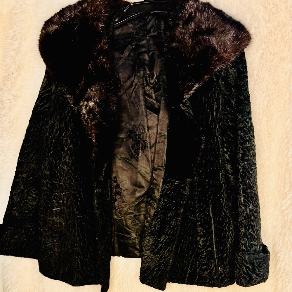True Vintage 1950s Persian Lamb Fur Jacket with Mink Collar Mid-Century Glamour - Picture 3 of 5